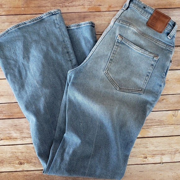 MTWTFSS Jeans - Picture 2 of 4